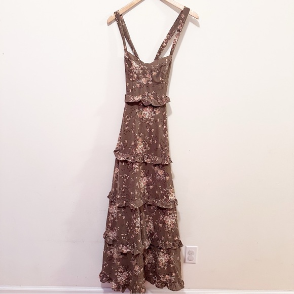 Petal & Pup Lillee Tiered Maxi Dress - Picture 6 of 10